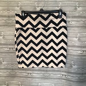 Charlotte Russe chevron miniskirt L